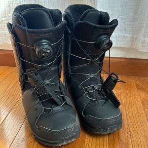Ride Anthem Size 7 Snowboard Boots.